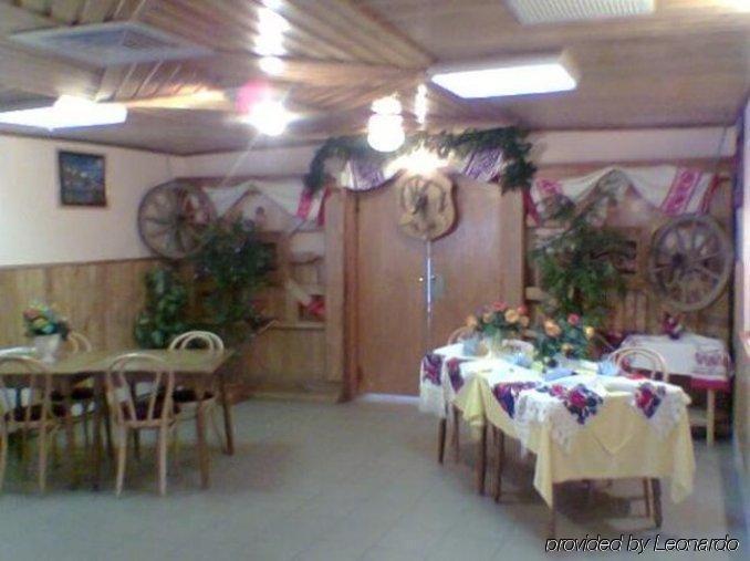 Hotel Arizona Тимишоара Ресторан фото