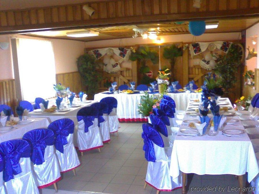 Hotel Arizona Тимишоара Ресторан фото