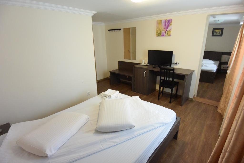 Hotel Arizona Тимишоара Экстерьер фото