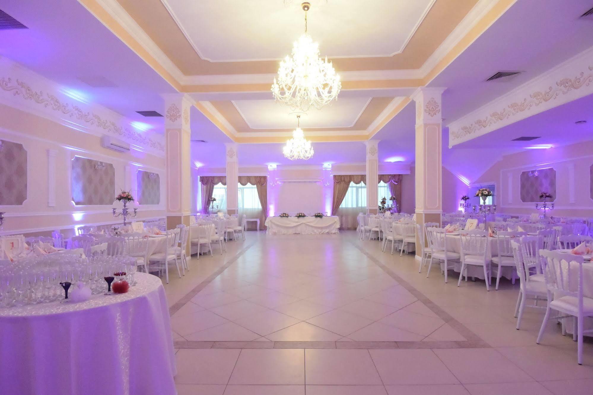 Hotel Arizona Тимишоара Экстерьер фото